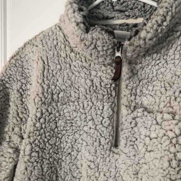 Fuzzy Pullover Jacket - Picture 3 of 10